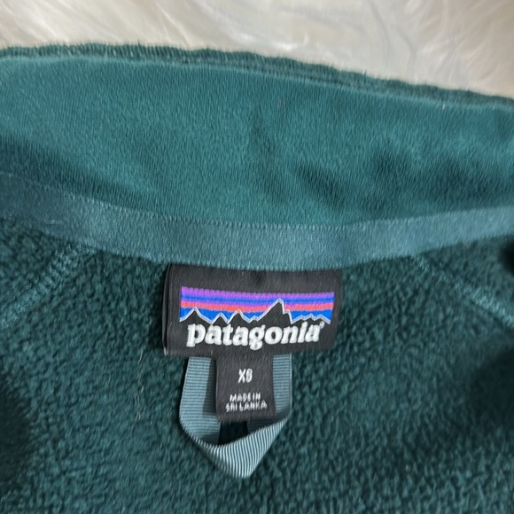 Patagonia “Better Sweater” Zip Jacket in Dark Borealis Green - Picture 5 of 6